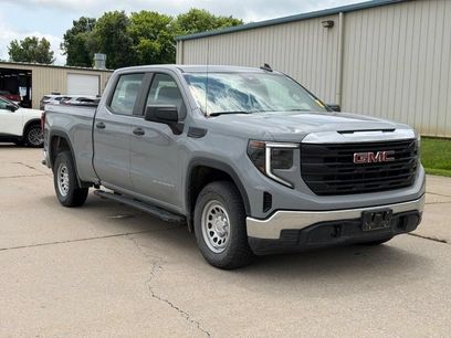 Used 2024 GMC Sierra 1500 Pro w/ X31 Off-Road Package