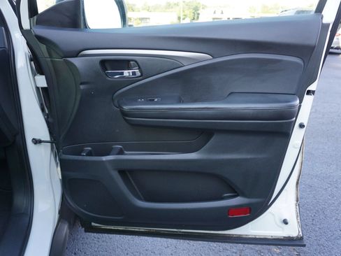 Used 2018 Honda Pilot EX-L image 18