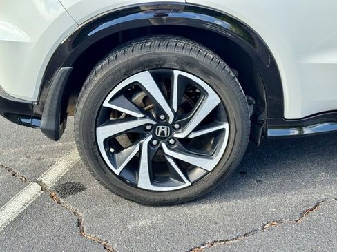 Used 2020 Honda HR-V Sport image 30