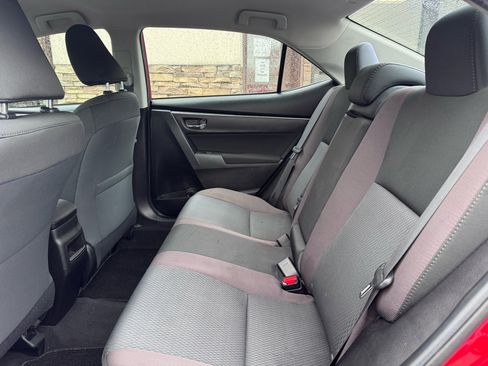 Used 2019 Toyota Corolla LE image 14