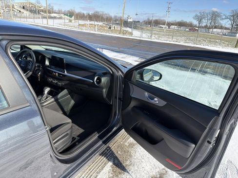 Used 2023 Kia Forte LXS w/ LXS Technology Package image 26