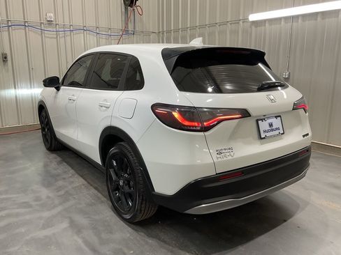 Used 2023 Honda HR-V Sport image 19