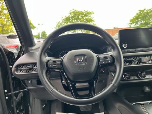 Used 2025 Honda HR-V Sport image 13