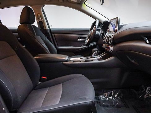 Used 2022 Nissan Sentra SV image 16