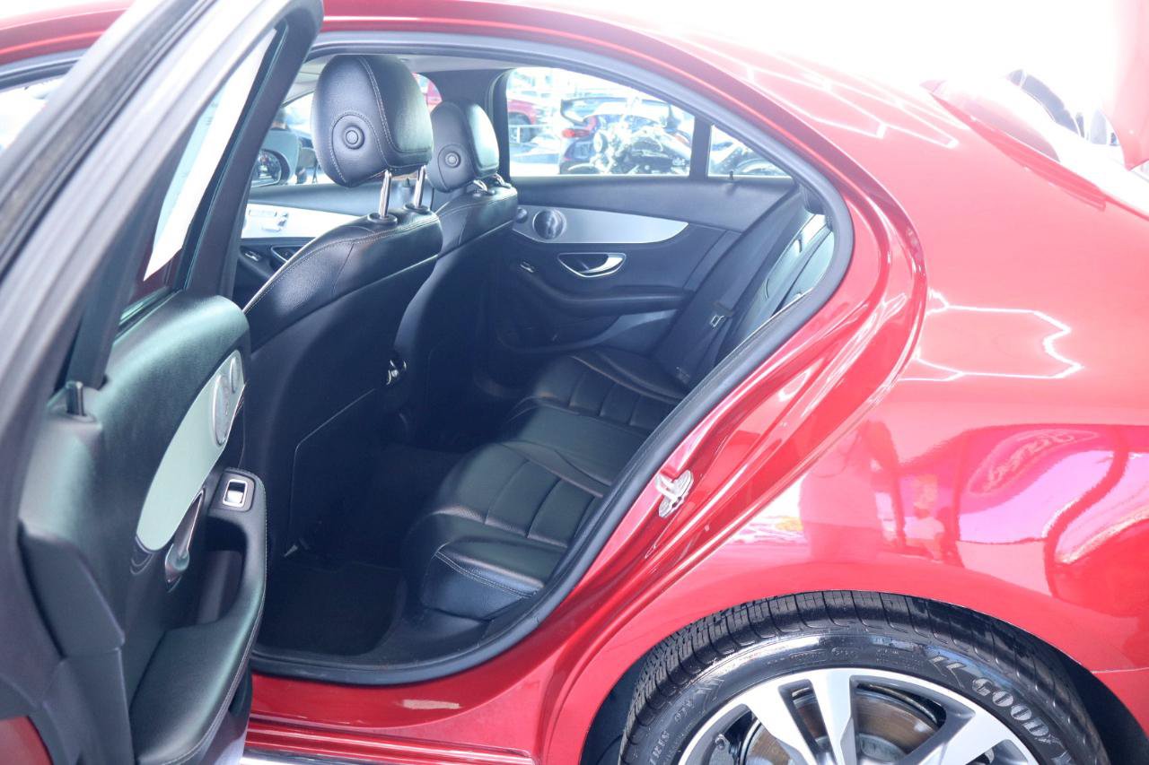 Used 2016 Mercedes-Benz C 300 Sedan image 29