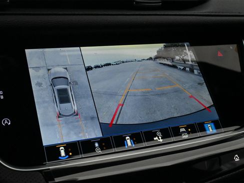 New 2026 Cadillac XT5 Premium Luxury w/ Driver Assist Package image 13