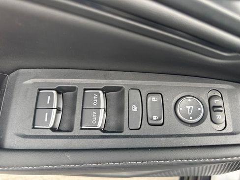 Used 2025 Honda Accord Sport image 15