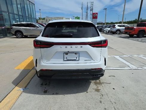 Used 2023 Lexus NX 250 FWD image 5