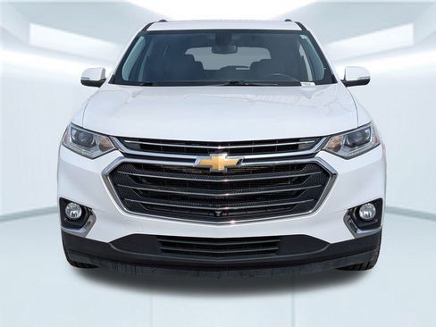 Used 2021 Chevrolet Traverse LT w/ LT Premium Package image 10
