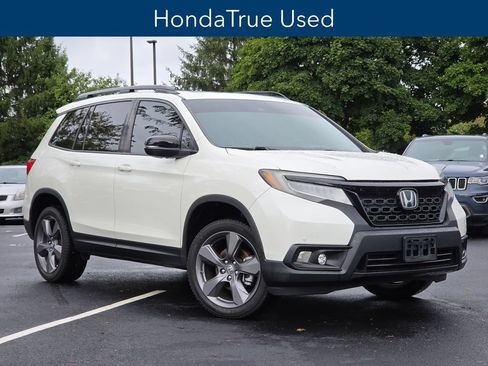 Certified 2019 Honda Passport Touring image 3
