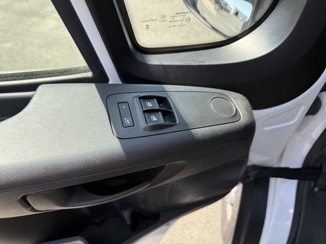Used 2023 RAM ProMaster 2500 FWD image 13