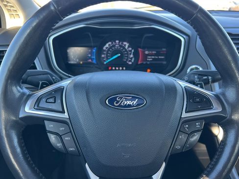 Used 2014 Ford Fusion Titanium image 19