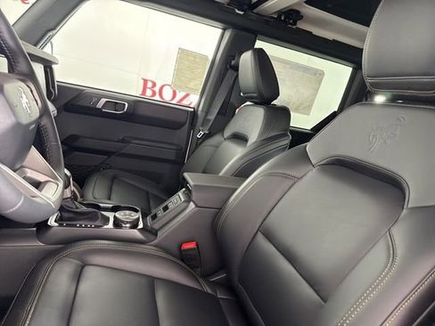 New 2025 Ford Bronco Badlands image 14