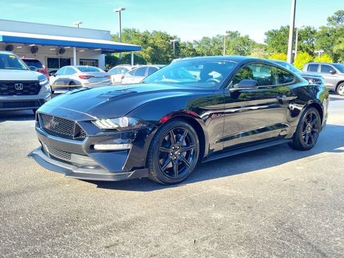 Used 2020 Ford Mustang GT w/ Equipment Group 301A RWD image 3
