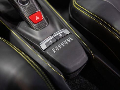 Used 2018 Ferrari 488 GTB RWD image 49