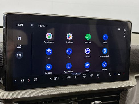 Used 2025 Ford Explorer ST-Line w/ Premium Package image 15