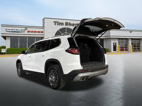 Used 2025 GMC Acadia Elevation image 18