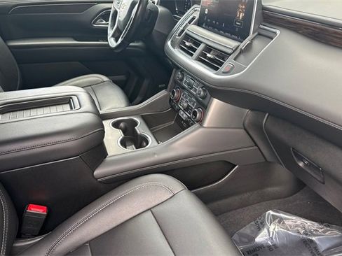 Used 2022 Chevrolet Tahoe LT w/ Luxury Package image 20