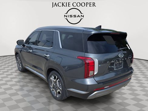 Used 2023 Hyundai Palisade SEL w/ Premium Package AWD/4WD image 7