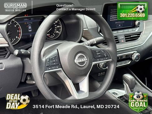 Used 2025 Nissan Altima 2.5 SV FWD image 9