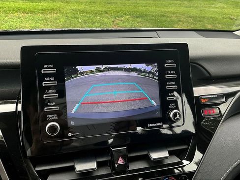 Used 2023 Toyota Camry SE FWD image 15