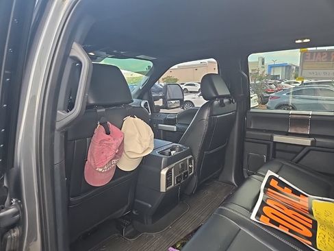 Used 2022 Ford F350 Lariat w/ Lariat Ultimate Package AWD/4WD image 11