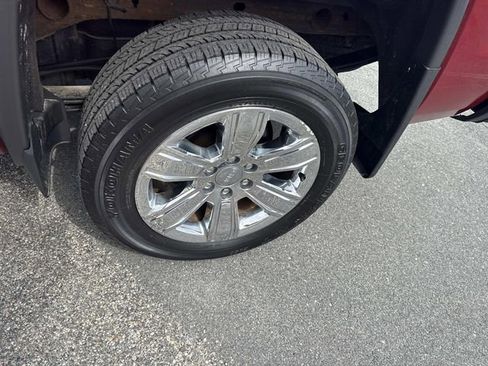 Used 2018 GMC Sierra 1500 SLT AWD/4WD image 17