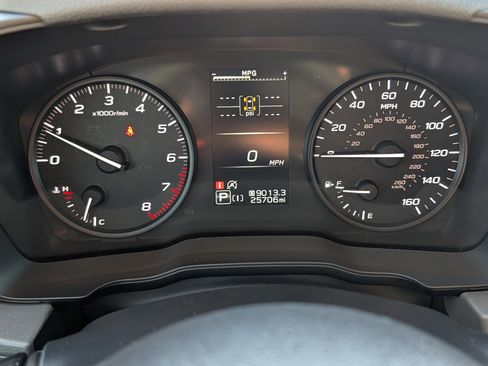 Used 2024 Subaru Crosstrek 2.0i image 21