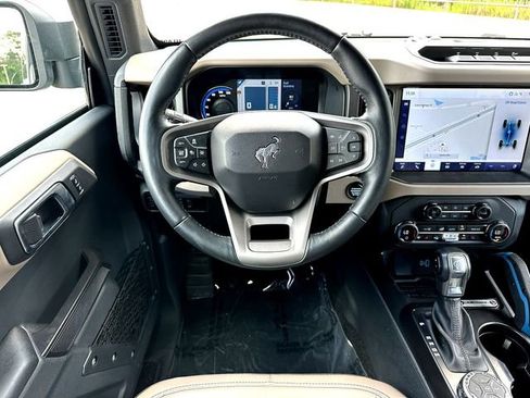 Used 2024 Ford Bronco Wildtrak AWD/4WD image 21