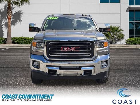 Used 2017 GMC Sierra 2500 SLT RWD image 2