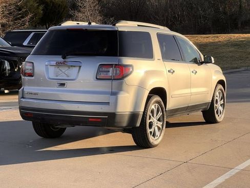 Used 2016 GMC Acadia SLT image 3