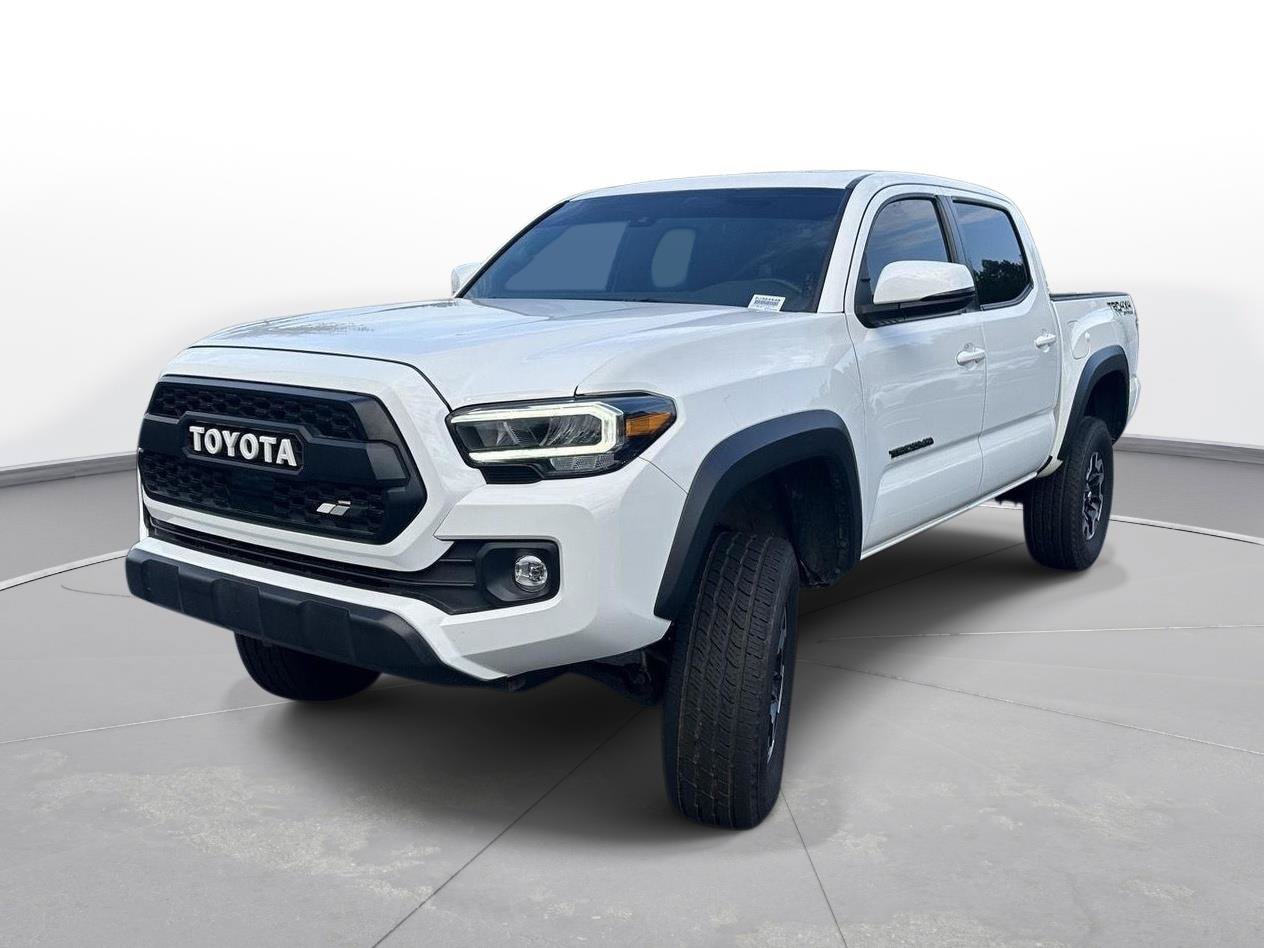 Certified 2020 Toyota Tacoma TRD Off-Road w/ TRD Premium Off Road Package AWD/4WD image 2