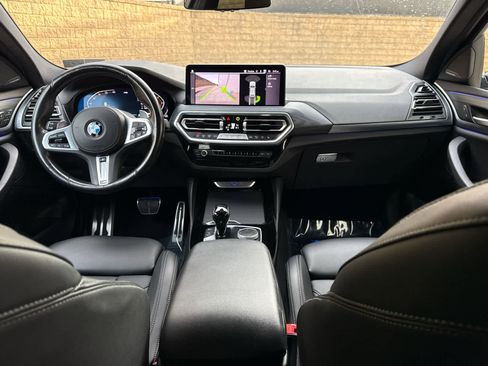 Certified 2023 BMW X4 xDrive30i w/ M Sport Package image 9