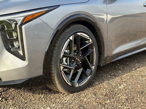 New 2026 Kia K4 GT-Line image 9