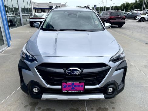 Used 2025 Subaru Outback Touring w/ Tech Package 3 AWD/4WD image 5