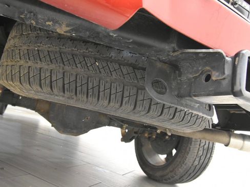 Used 2018 Chevrolet Silverado 1500 LT w/ All Star Edition image 45