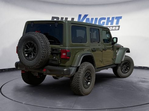 Used 2024 Jeep Wrangler Unlimited Rubicon AWD/4WD image 5
