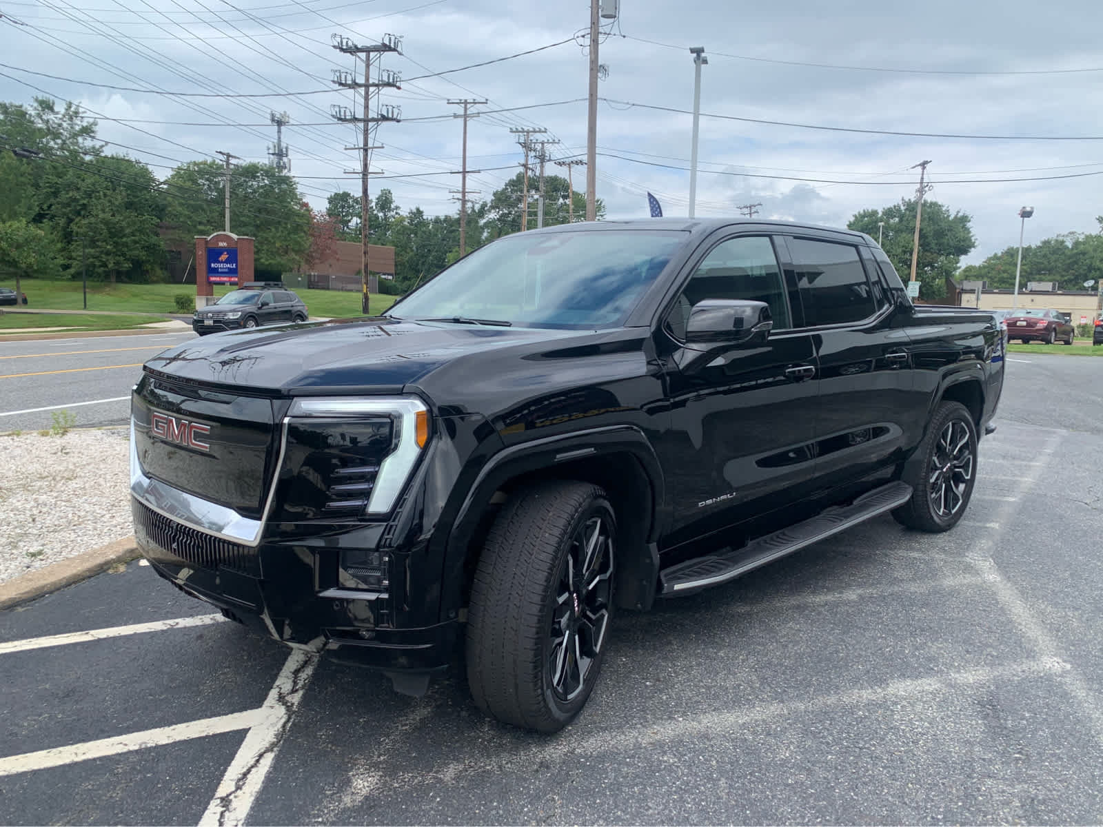 Used 2026 GMC Sierra EV Denali AWD/4WD image 3