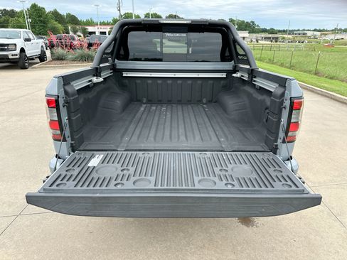 Used 2023 Nissan Frontier PRO-4X w/ Pro-4X Premium Package AWD/4WD image 24