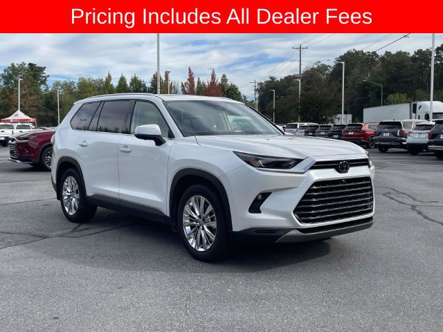 Used 2024 Toyota Grand Highlander AWD image 7