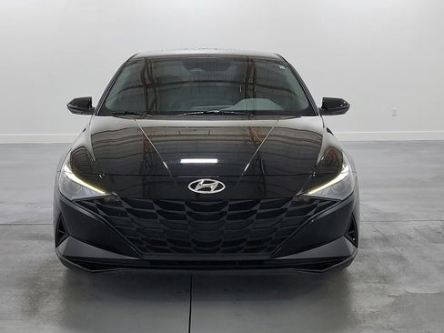 Used 2021 Hyundai Elantra SEL FWD image 3