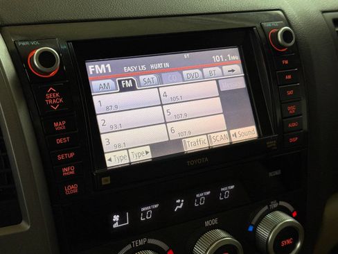 Used 2011 Toyota Sequoia Platinum image 51