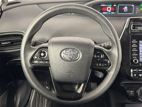 Used 2022 Toyota Prius LE image 23