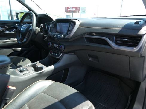 Certified 2023 GMC Terrain AT4 AWD/4WD image 15