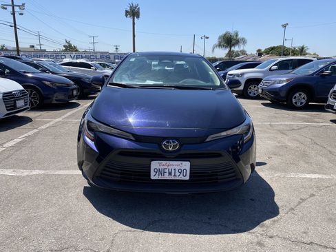 Used 2024 Toyota Corolla LE FWD image 3