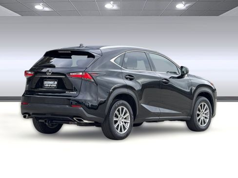 Used 2017 Lexus NX 200t FWD image 8