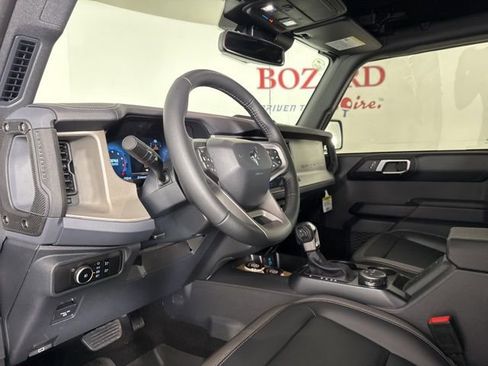 New 2025 Ford Bronco Outer Banks image 15