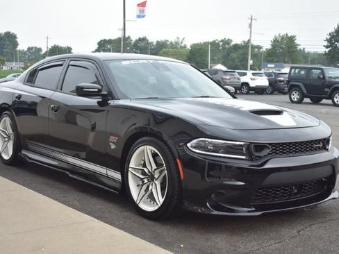Used 2023 Dodge Charger Scat Pack w/ Plus Group RWD image 12