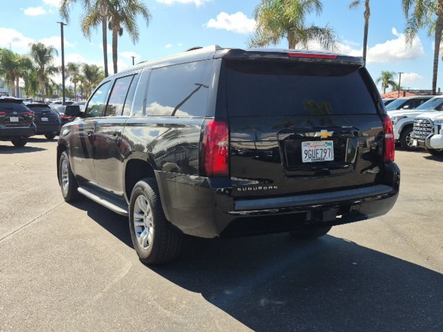 Used 2017 Chevrolet Suburban LT RWD image 7