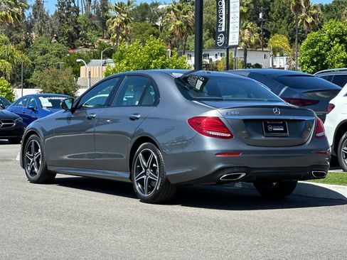 Used 2019 Mercedes-Benz E 300 image 5